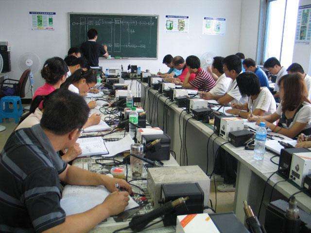 萍乡市湘东区考电工证去哪里报名培训考试？
